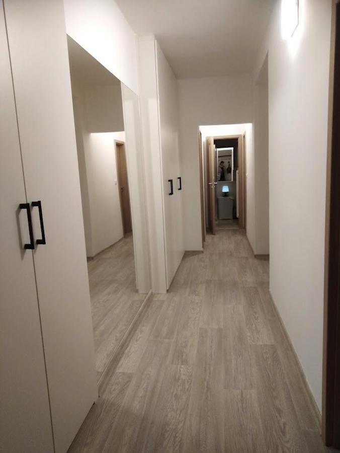 Academic Apartment Brno Luaran gambar